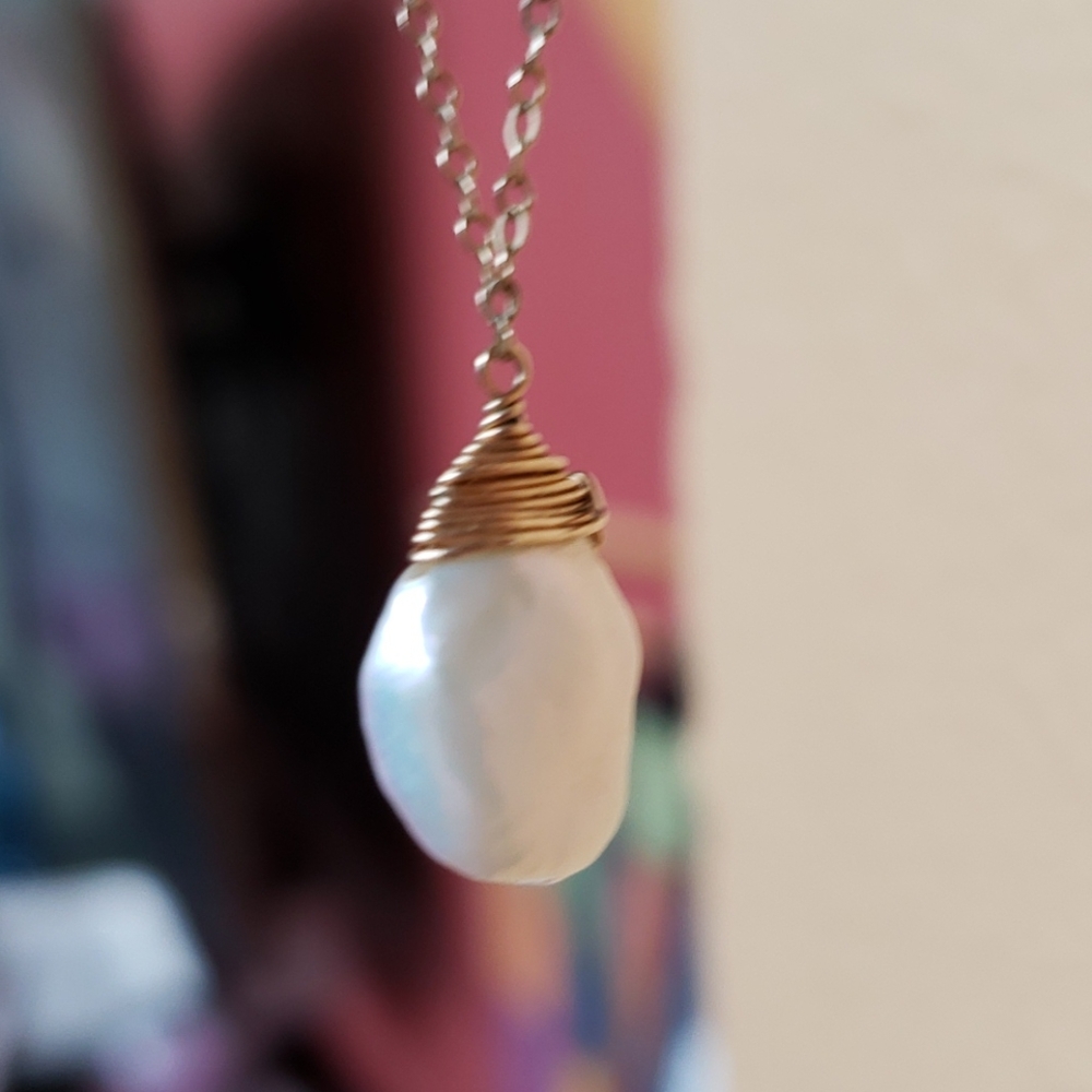 Natural pearl necklace with 20" chain - Picture 5 of 8